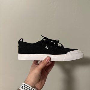 DC Skateboarding Shoes